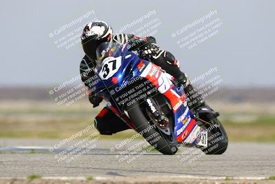 media/Feb-21-2025-Lets Ride (Fri) [[f483f33afd]]/Race Group/10am (Sweeper)/